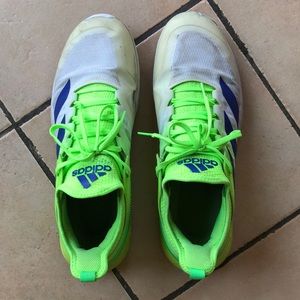 Adidas tennis shoes